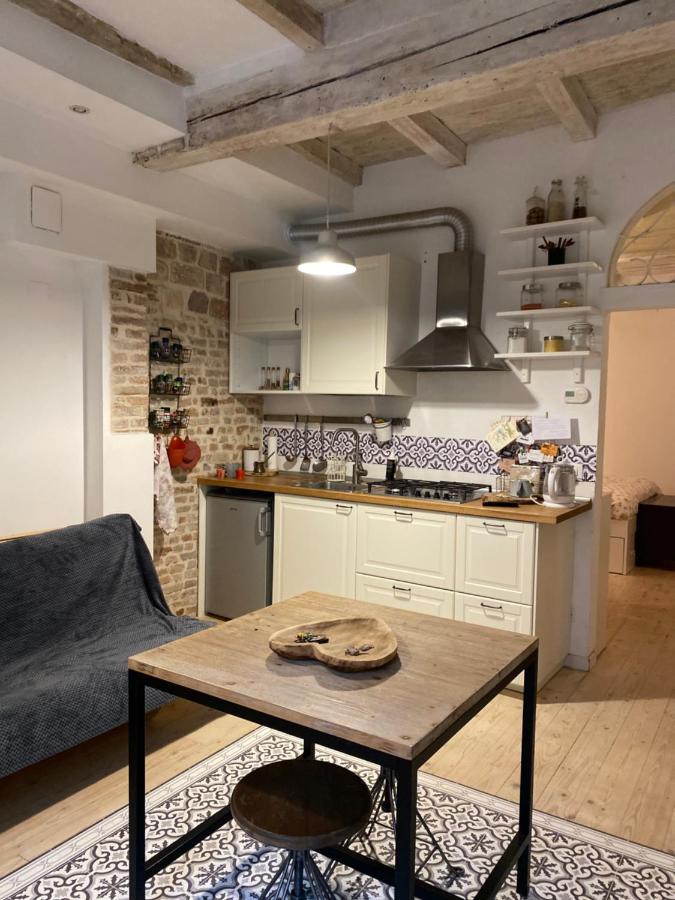 Casina Centotrecento-Romantic & Quite Apartment- ボローニャ エクステリア 写真
