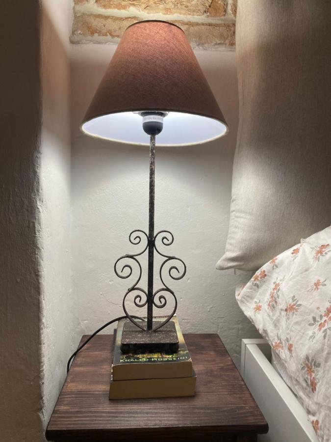 Casina Centotrecento-Romantic & Quite Apartment- ボローニャ エクステリア 写真